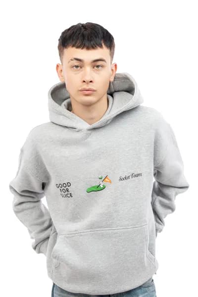 هودی برند pull and bear